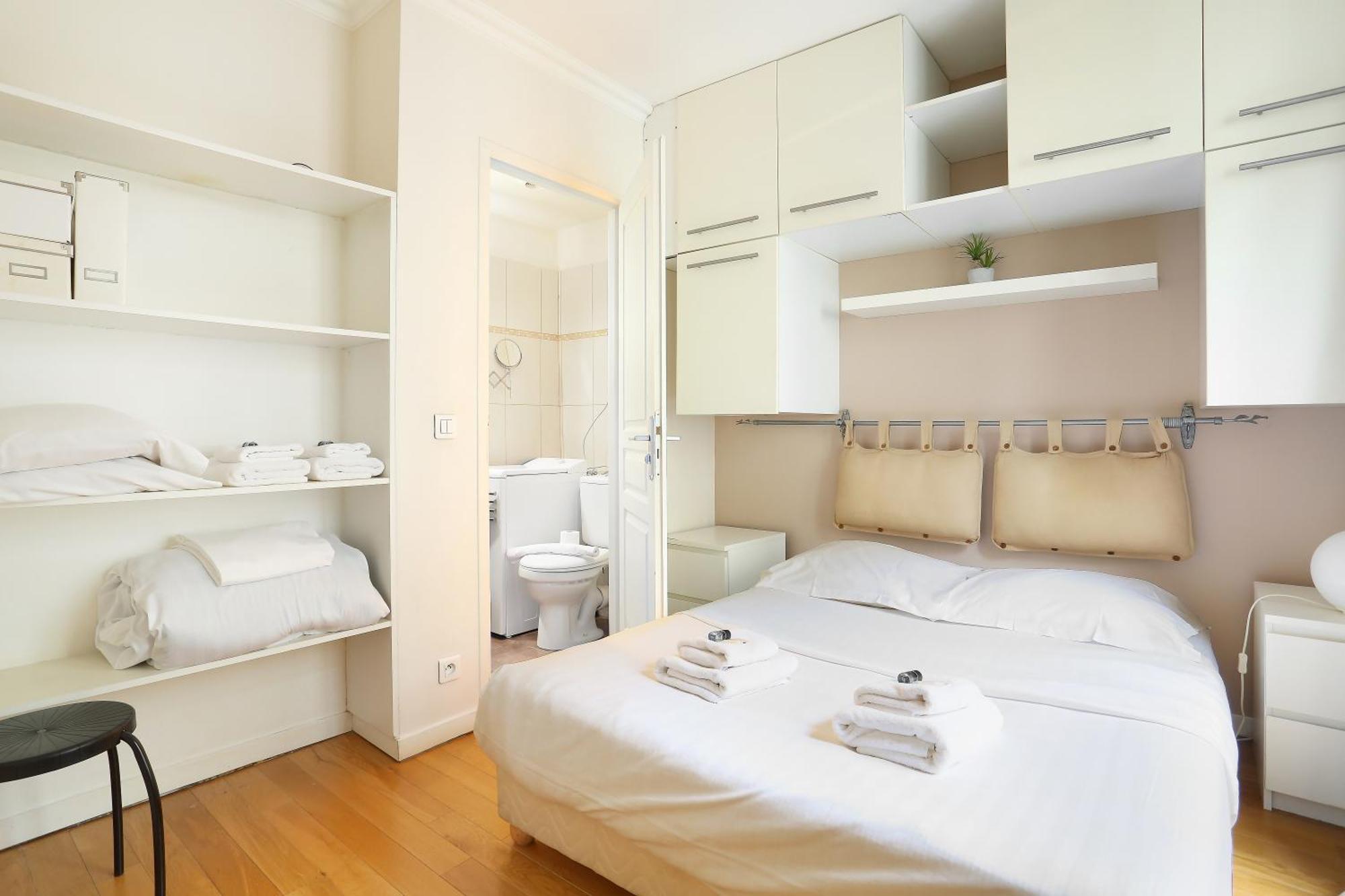 Pick A Flat'S Apartments In Batignolles - Rue Biot Paris Exterior foto