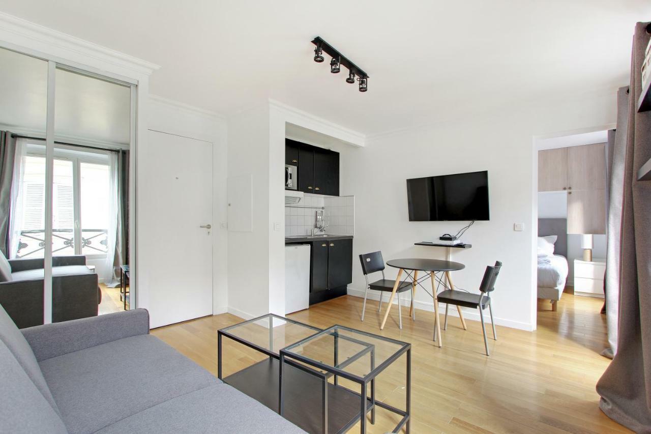 Pick A Flat'S Apartments In Batignolles - Rue Biot Paris Exterior foto